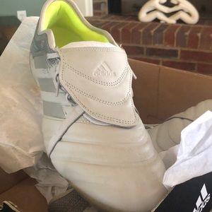 Soccer(football) cleats